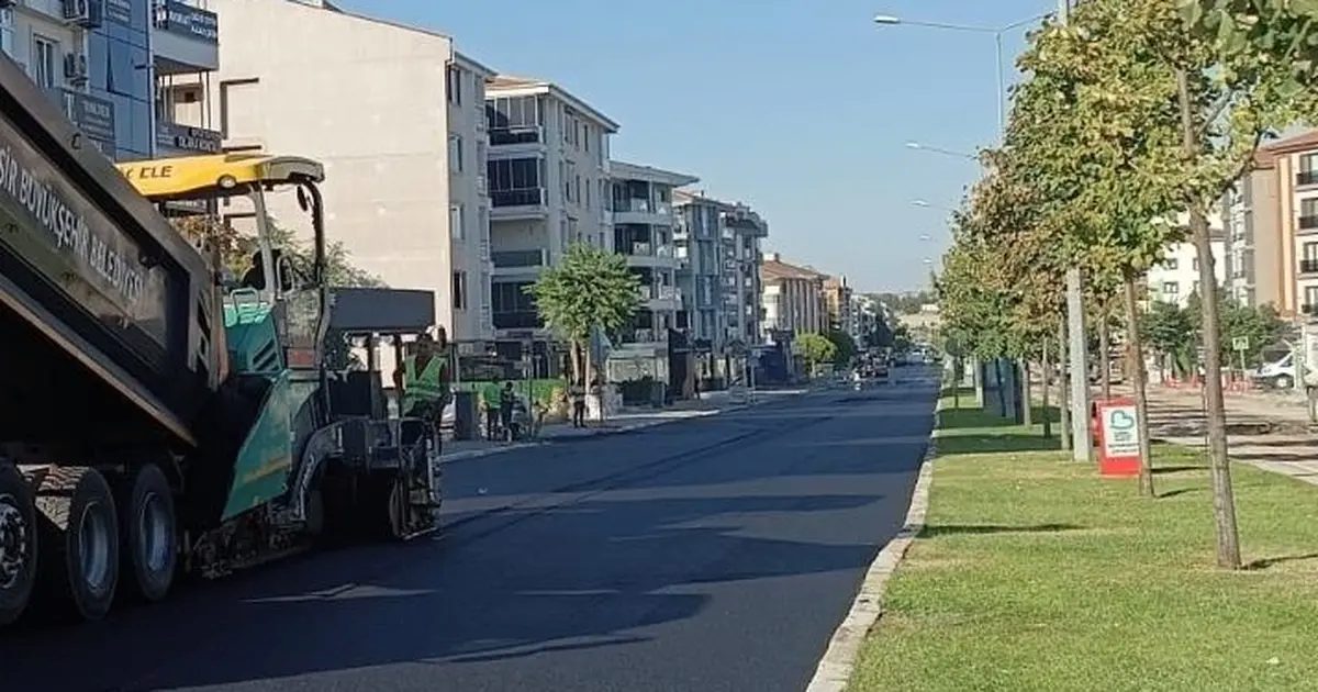Balıkesir Altıeylül’de Savaştepe Caddesi modern yüzüne kavuştu