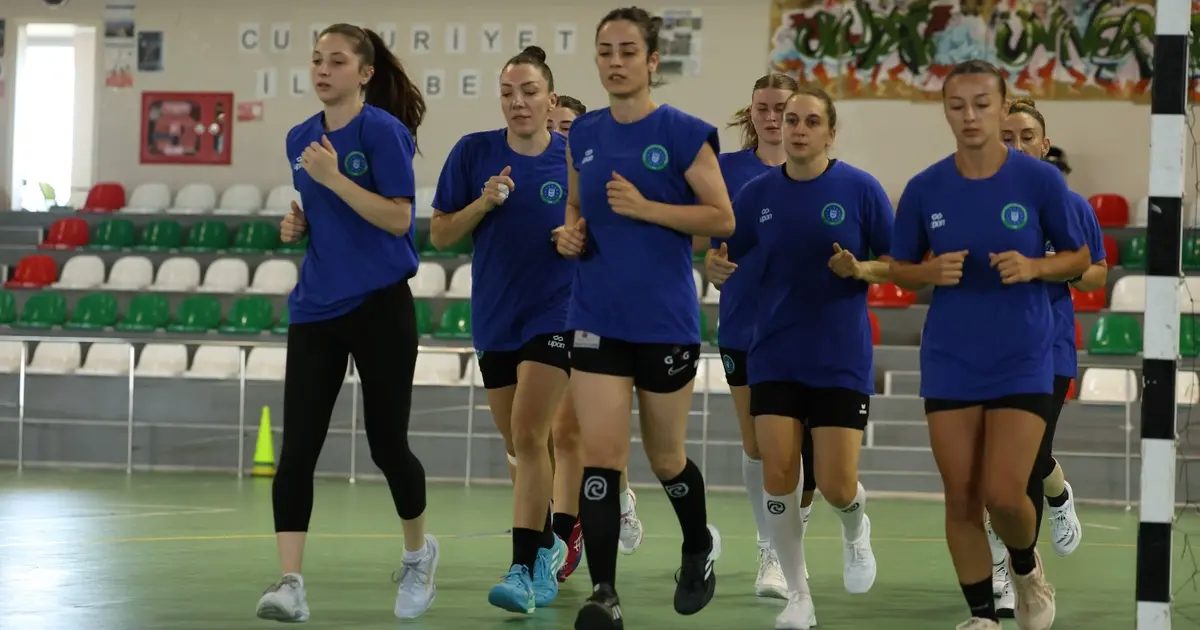 Bursa Büyükşehir Belediyespor Kadın Hentbol Takımı’nda kadro tamam