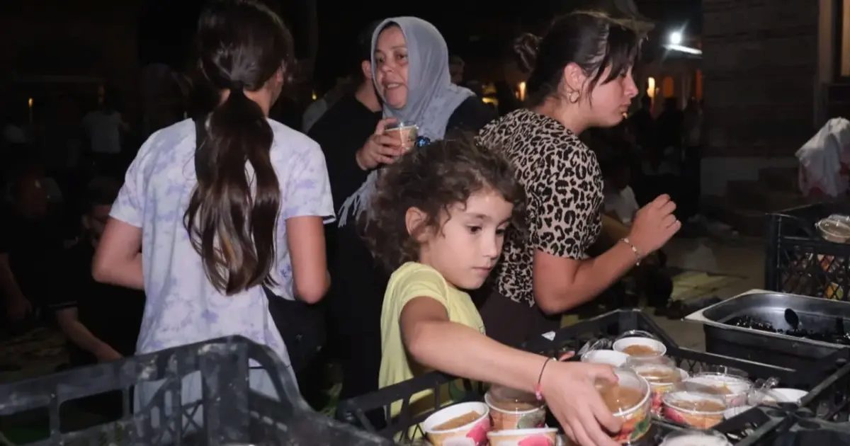 Bursa İnegöl Belediyesi kandil geleneğini sürdürdü