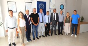 Bursa Uludağ Üniversitesi (BUÜ) Güzel Sanatlar Fakültesi Dekanlığı ve Sahne