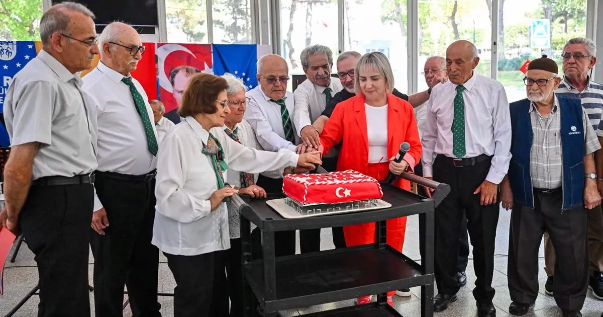 Bursa’da 7’den 70’e 30 Ağustos sevinci