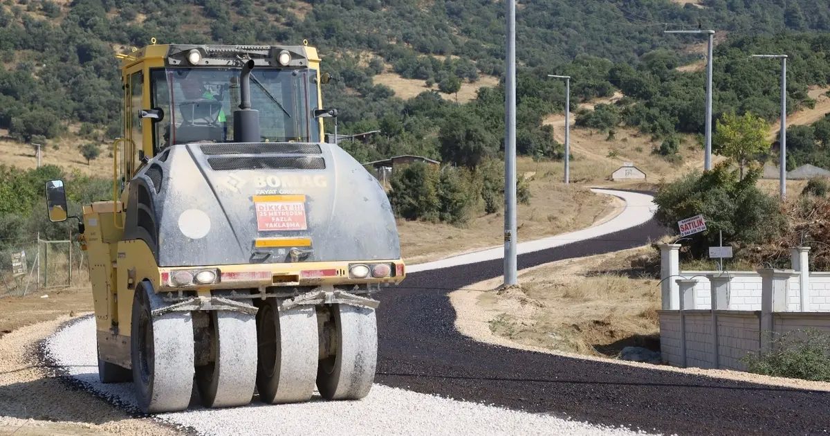 Bursa’nın 5 ilçesinde yollara Büyükşehir bakımı