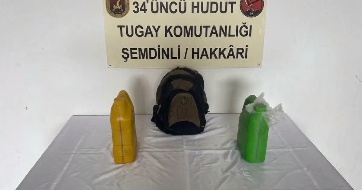 Hakkâri hudut hattında 8 kilo uyuşturucu ele geçirildi