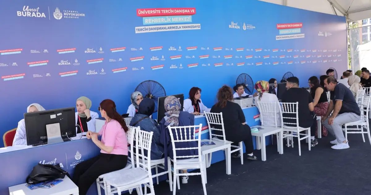 İBB tercih çadırlarına yoğun ilgi