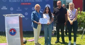 İstanbul Maltepe Belediyesi bünyesinde faaliyet gösteren Sosyal Destek Eğitim Merkezi’nde çocuk