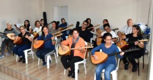 Çiğli Belediyesi, kültür ve sanat alanındaki kurslarına güz döneminde de