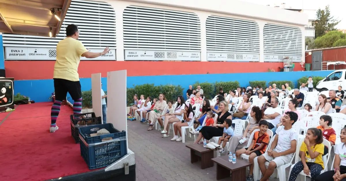 İzmir Çiğli’de Mahalle Tiyatro Günleri başladı