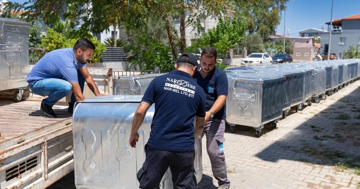 İzmir Narlıdere’ye 200 yeni çöp konteyniri