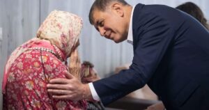 İzmir Büyükşehir Belediyesi, ihtiyaç sahibi emeklilere yönelik Emekli Desteği Programı