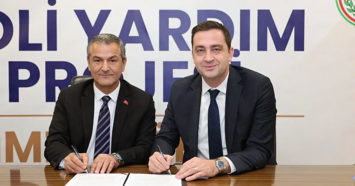 İzmit Belediyesi ile Kocaeli Barosu Adli Yardım Protokolünü yeniledi