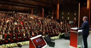 Cumhurbaşkanlığı İletişim Başkanı Burhanettin Duran, “Dijital Çağda Kamu İletişimi” panelinde