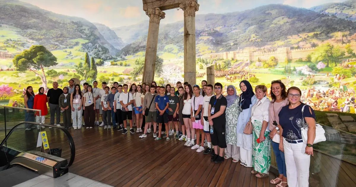 Kardeş şehirlerin gençleri Bursa Osmangazi’de buluştu