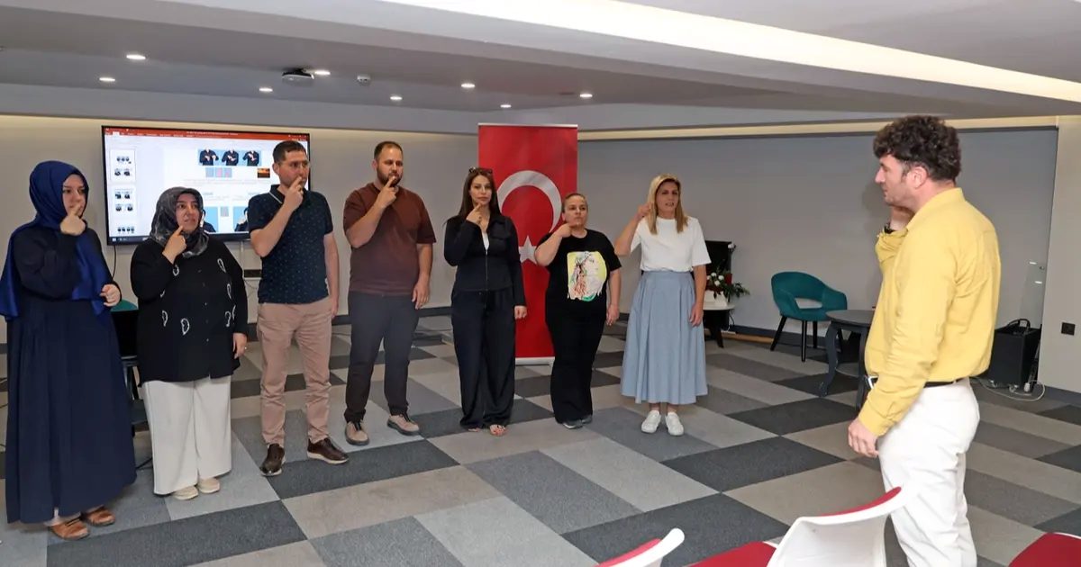 Kayseri Talas’tan İşaret Dili Eğitimi