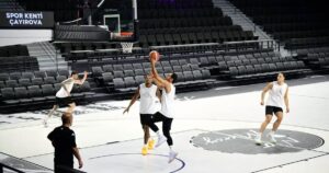 Geçtiğimiz sezon Türkiye Basketbol Ligi’nde çifte kupa kaldırarak, bu yıl