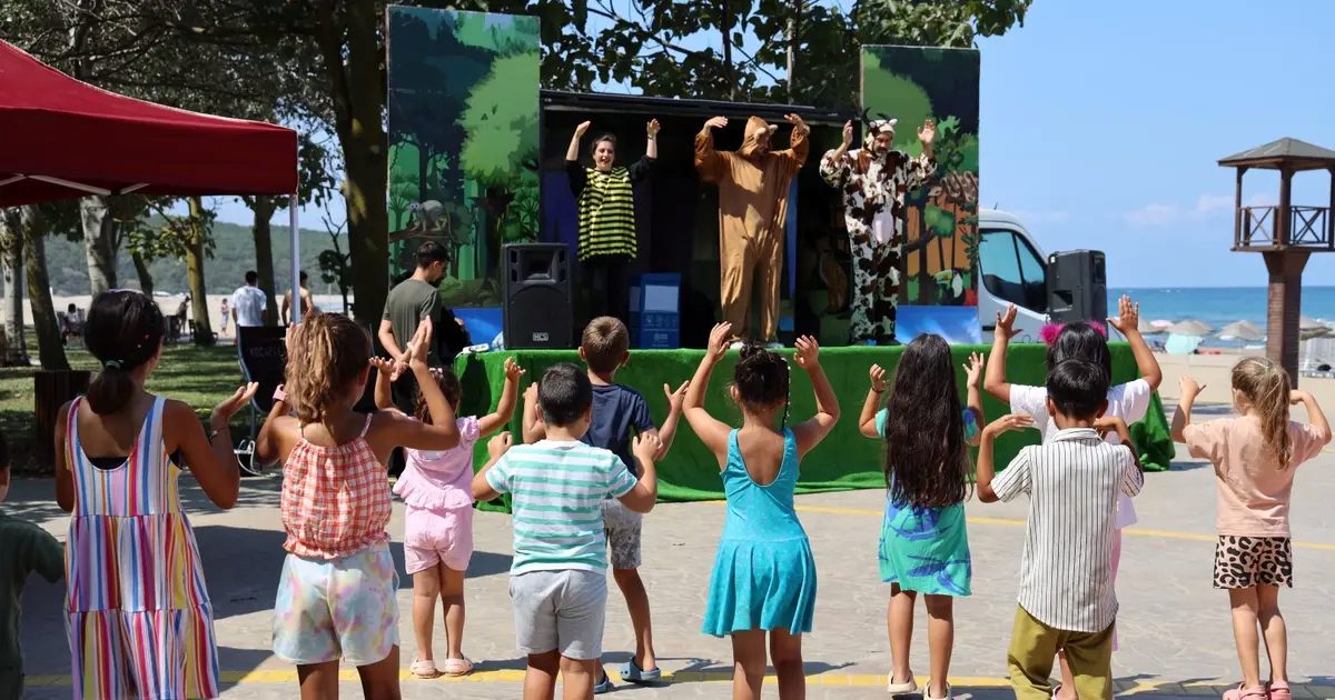 Kocaeli’de Mavi Bayraklı plajlar yaza renk katıyor