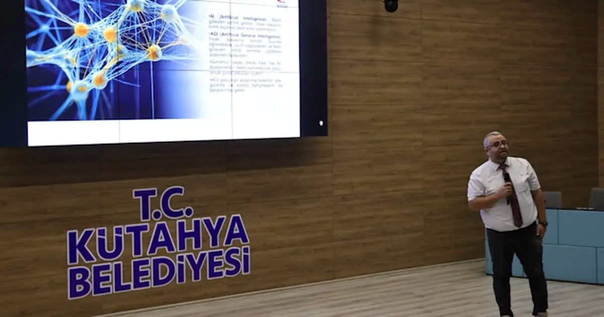 Kütahya Belediyesi personeline yapay zeka eğitimi