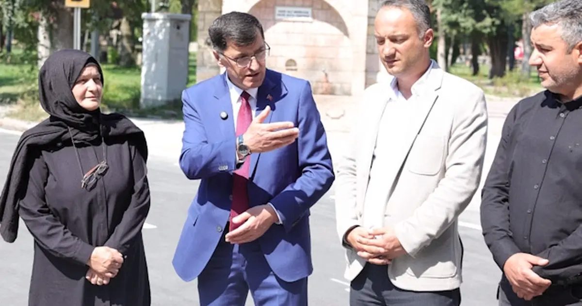 Kütahya Belediyesi sahada vatandaşlarla buluştu