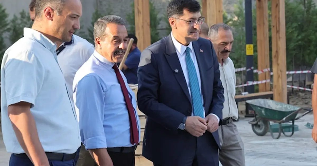 Kütahya Ulucami’deki çalışmalara Başkan Kahveci’den sıkı takip