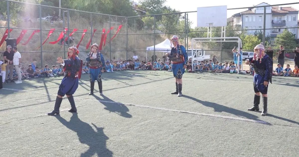 Kütahya’da “Biz Bize” etkinlikleri mahalleye coşku getirdi