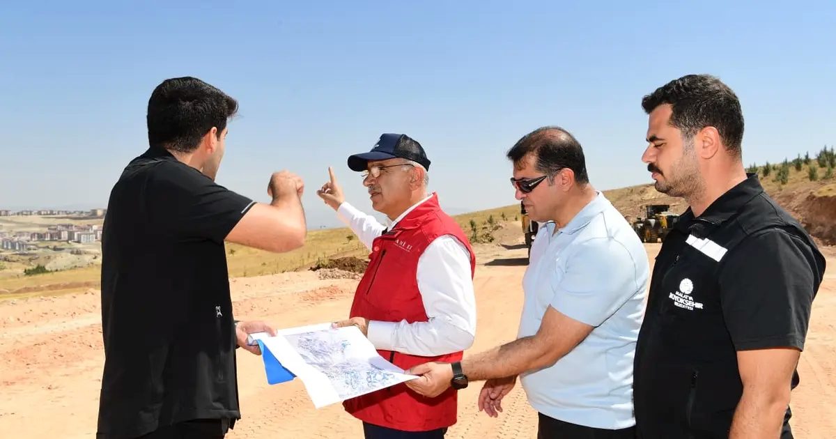 Malatya’da Kuzey ve Güney Kuşak Yollarında çalışmalar sürüyor