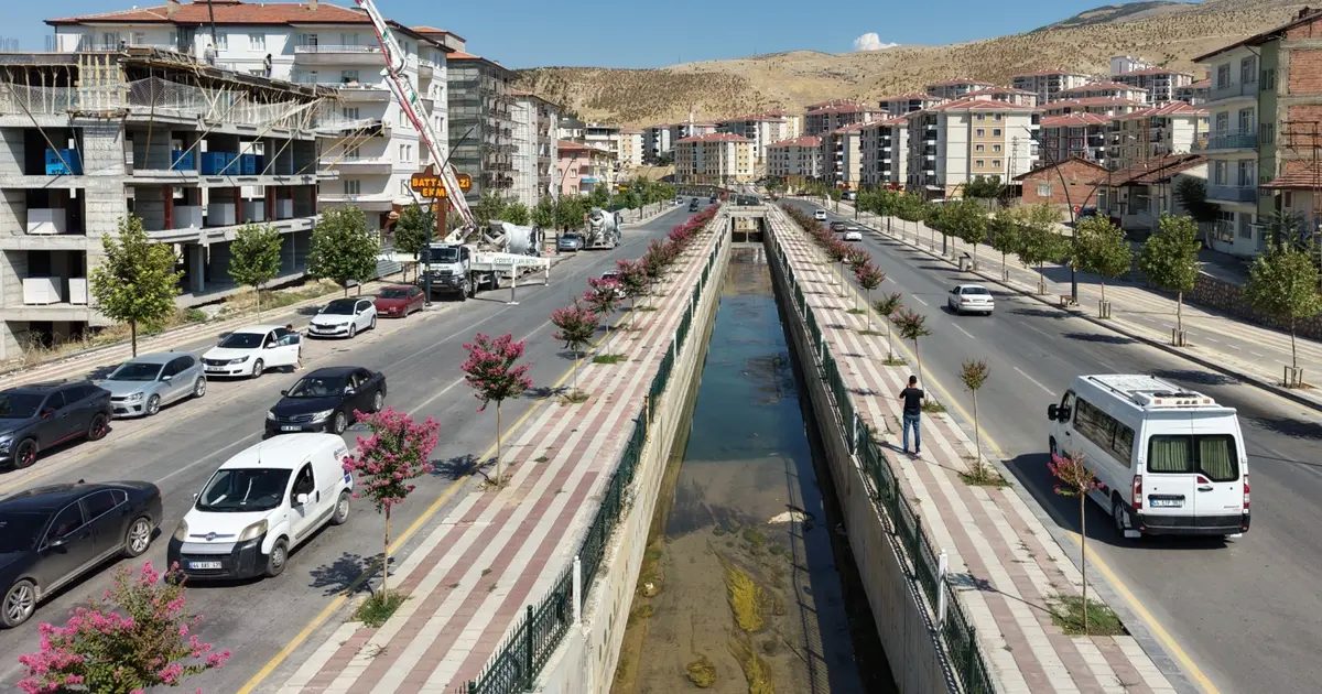 Malatya’da yeşil alanlar peyzajla güzelleşiyor