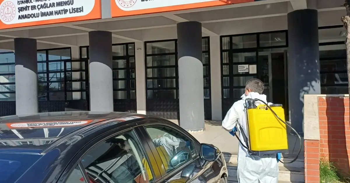 Maltepe’de 82 okulda dezenfeksiyon seferberliği