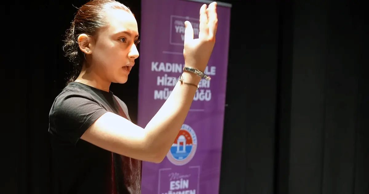 Maltepe’de Türk İşaret Dili kursiyerleri sertifikalandı