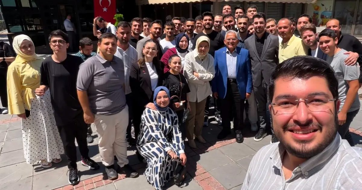 Memduh Büyükkılıç, Kayserili gençlerle buluştu