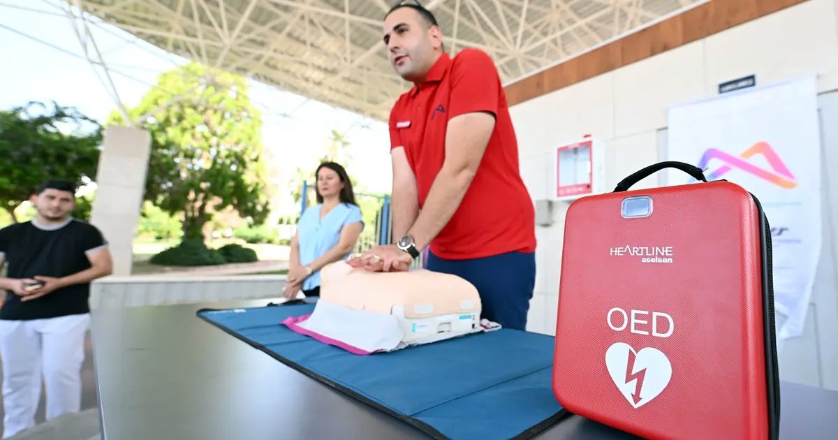 Mersin’de hayat kurtaran OED cihazı eğitimi