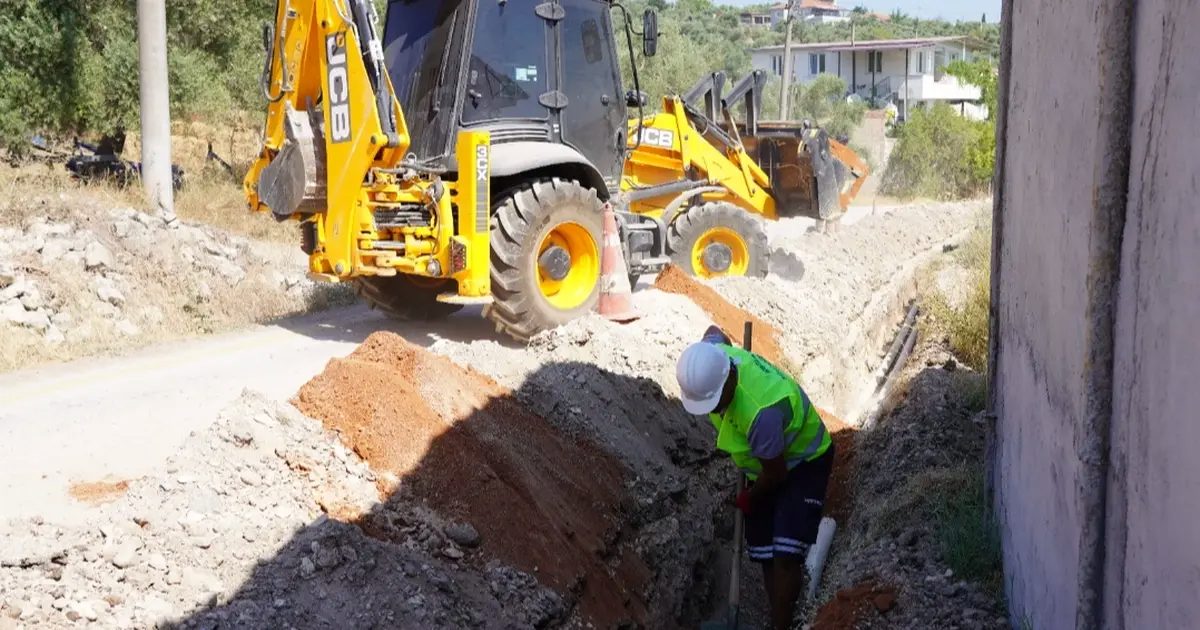 Muğla Akyol’daki kireçli su çilesi sona eriyor