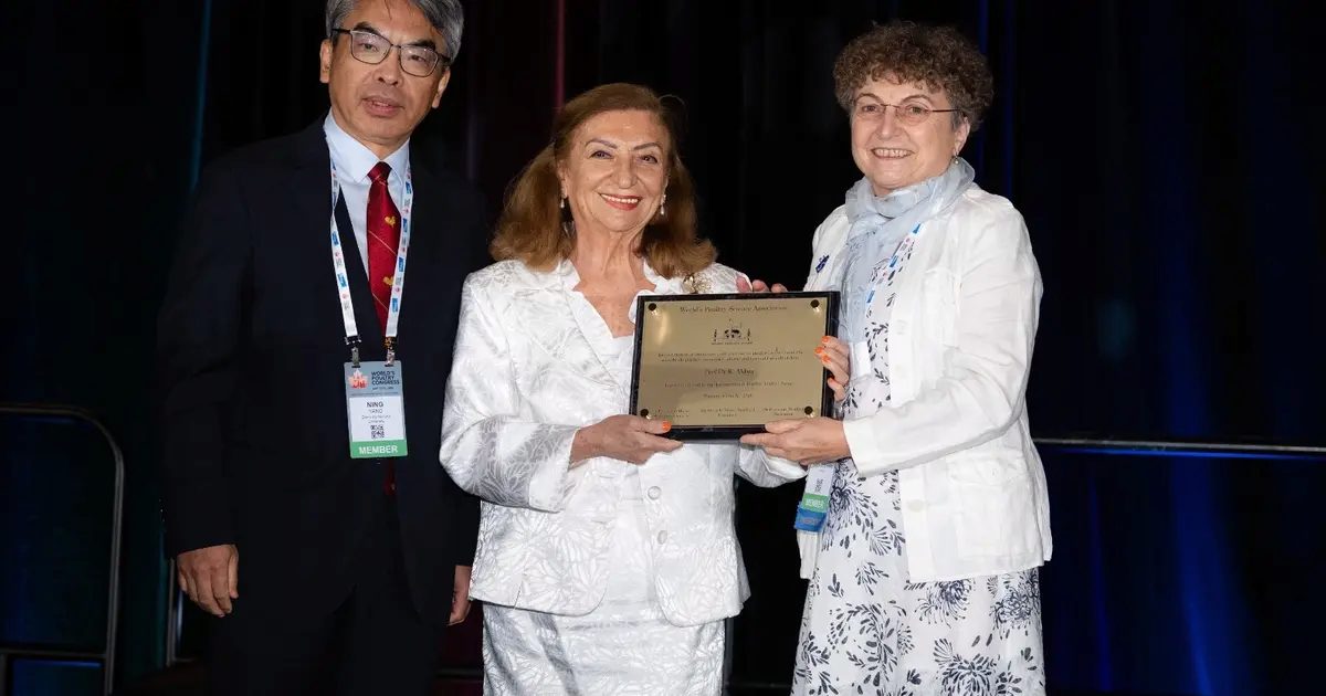 Prof. Dr. Rüveyde Akbay’a ‘uluslararası’ onur
