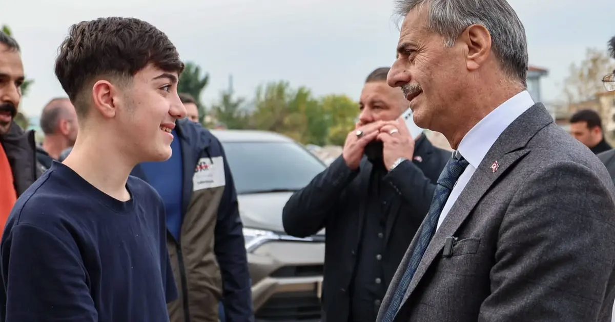 Sakarya’da Başkan Alemdar’dan YKS mesajı: Yeni yolculukta daima yanınızda olacağız