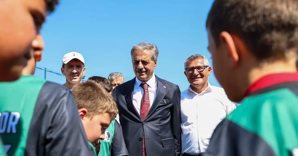 Sakarya’da gençler istedi, Başkan Alemdar talimat verdi