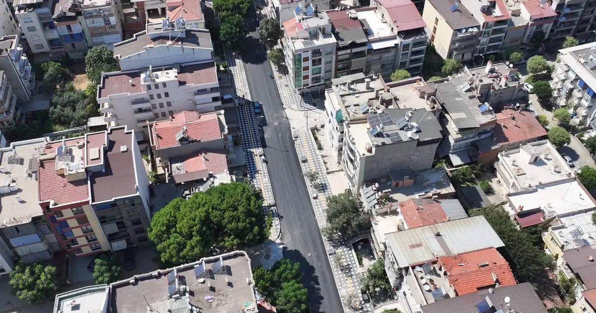 Salihli’nin Şüheda Caddesi sil baştan yenileniyor