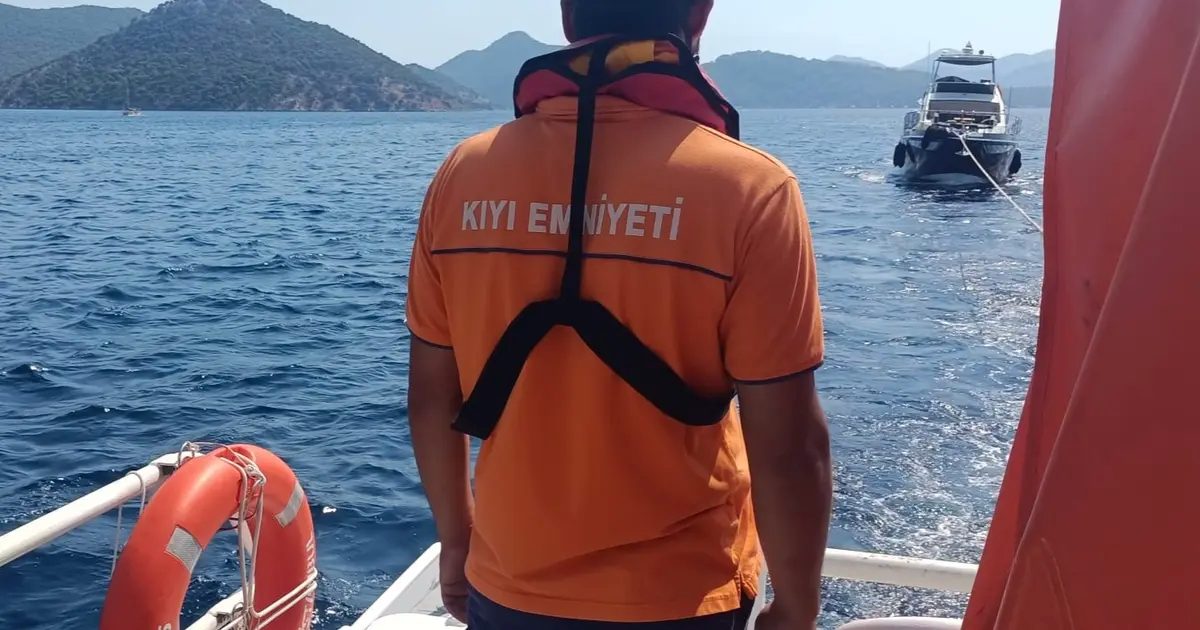 Tersane Adası açıklarında tekne arızası