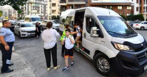 İzmir Büyükşehir Belediyesi, 2026-2027 eğitim-öğretim döneminde velilerden belirlenen tarifenin üzerinde