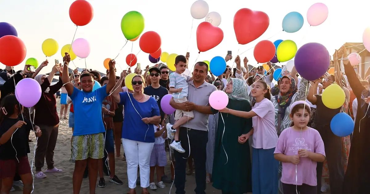 Umut balonları gökyüzüne Göktuğ için bırakıldı