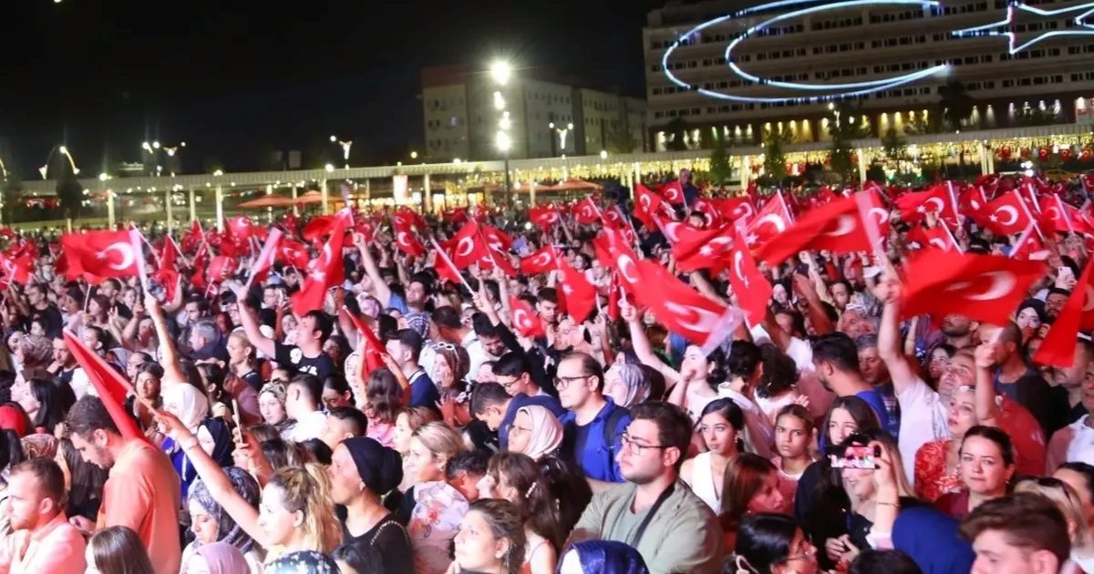 Zafer Bayramı için Kocaeli’den çifte konser