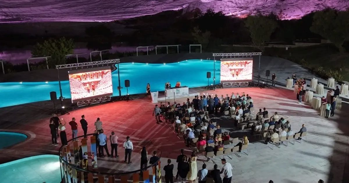 Denizli'de Pamukkale’nin eşsiz tarihi ve doğal dokusunu küresel koşu kültürüyle buluşturan