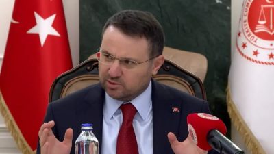 Adalet Bakanı Akın Gürlek, noterlik hizmetlerine erişimi kolaylaştırmak ve işlem