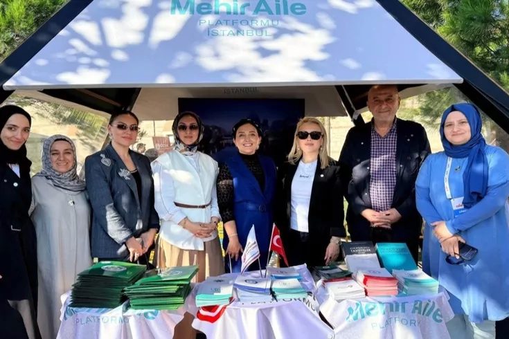 İstanbul Rami Kütüphanesi’nde düzenlenen AileFest, çocuklar ve ebeveynlere yönelik etkinliklerinin