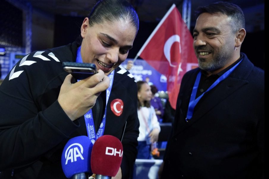Cumhurbaşkanı Recep Tayyip Erdoğan, 2026 Avrupa Boks Şampiyonası'nda altın madalya