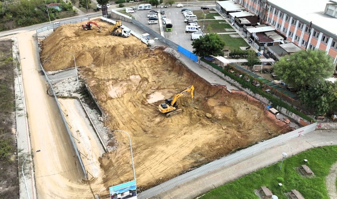 Kocaeli Büyükşehir Belediyesi, kent genelinde vatandaşların sosyal ve kültürel yaşamına