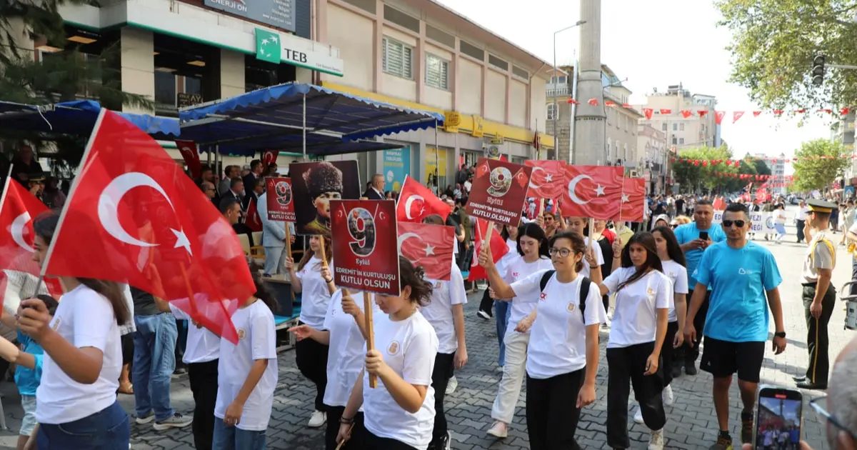 Balıkesir Edremit’te kurtuluş heyecanı