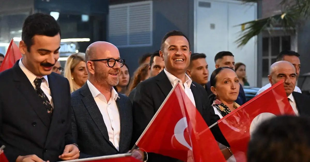 Başkan Akın Manyas’ın kurtuluşunda Fener Alayına katıldı