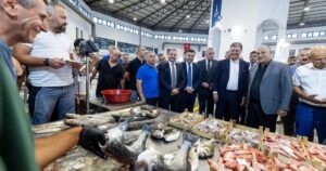 İzmirli balıkçılar dört aylık aranın ardından 1 Eylül itibarıyla “Vira