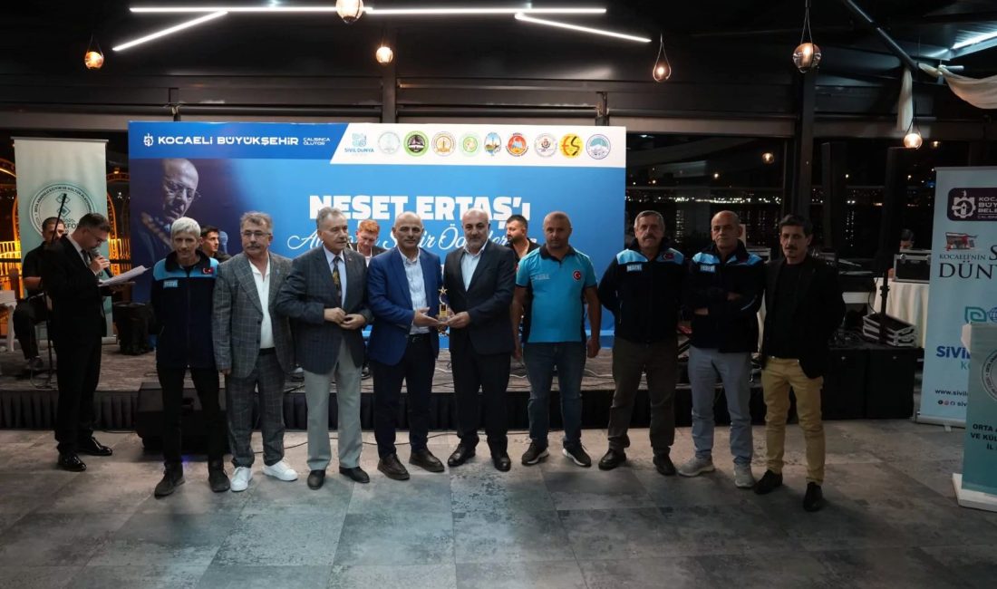Türk halk müziğinin unutulmaz ozanı, “Bozkırın Tezenesi” Neşet Ertaş, vefatının