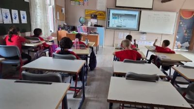 Çağdaş Eğitim Kooperatifi’nin yürüttüğü proje kapsamında Bursa’nın çeşitli ilçelerindeki okullarda