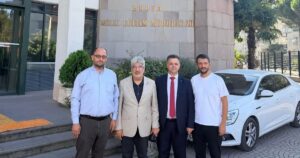 ESDER Bursa İl Başkanlığı ve kentteki kırtasiyeci, giyimci ve ayakkabıcı