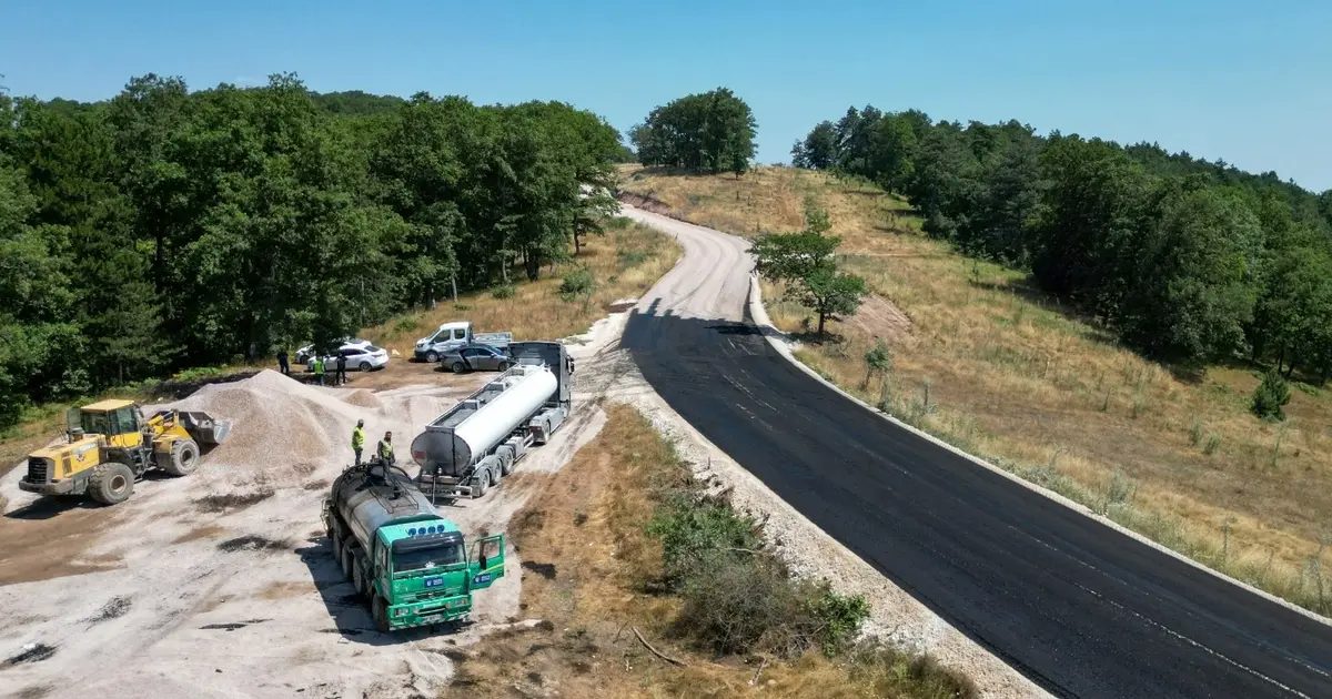 Bursa’nın 3 ilçesinde 50 kilometrelik yola Büyükşehir yenilemesi